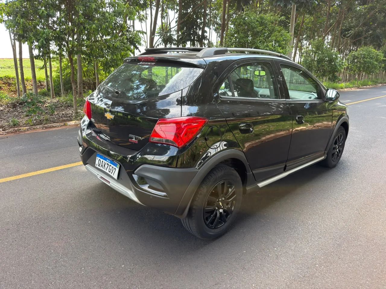 Chevrolet Onix Activ