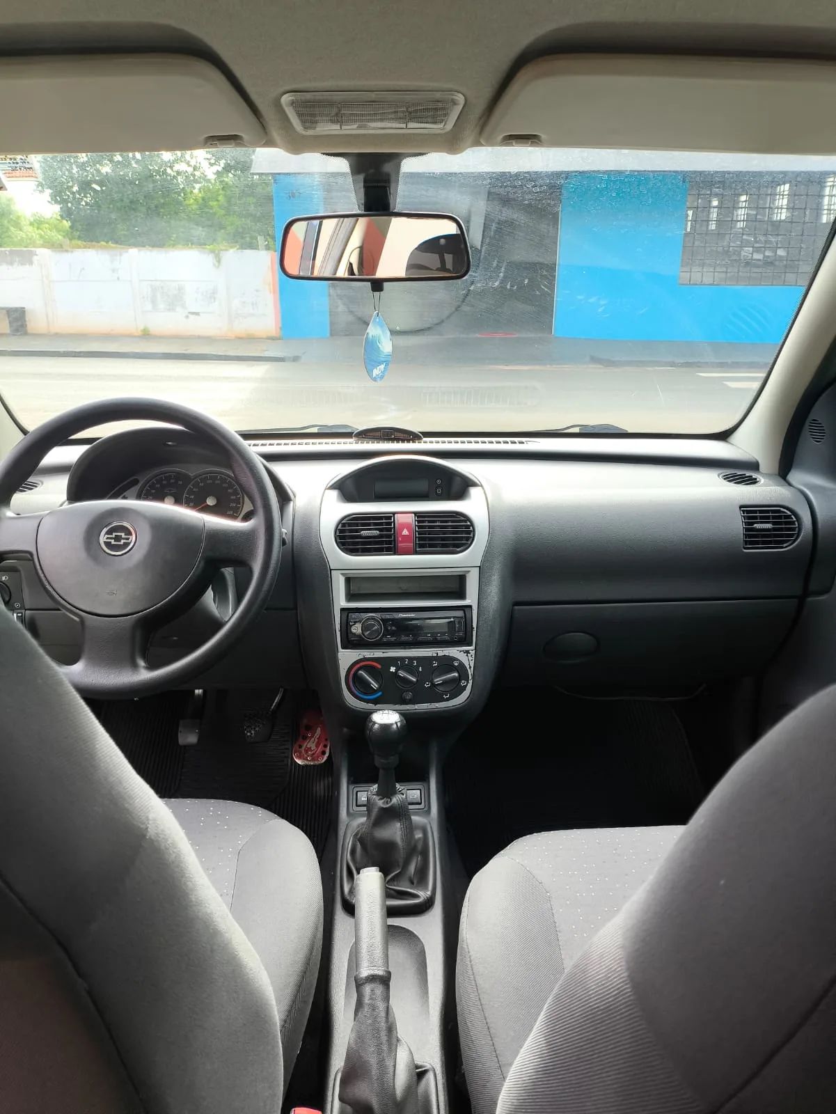Corsa Sedan Premium 1.4